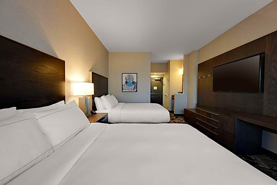 DoubleTree by Hilton Denver International Airport