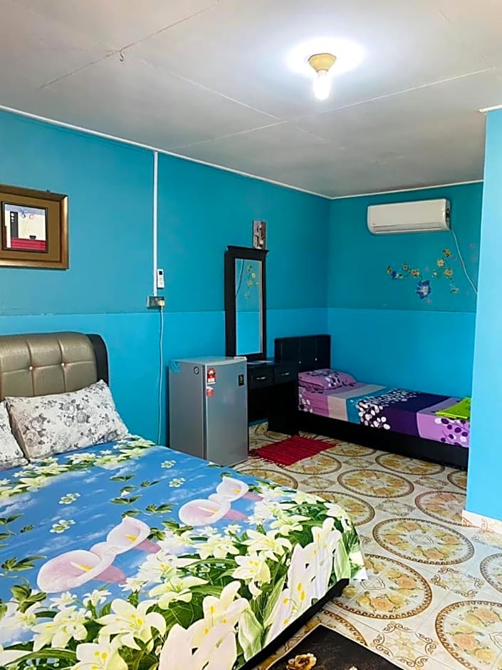 Ella's Place Salang Tioman
