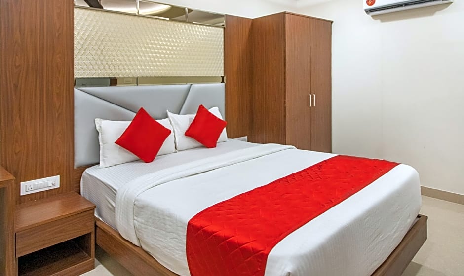 Hotel Hometown- Bandra Kurla Complex