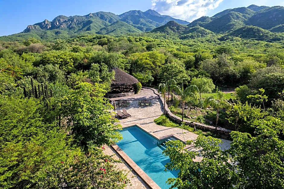 El Pedregal - Hotel en la Naturaleza