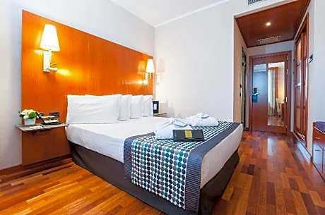 Standard Double/Twin Room