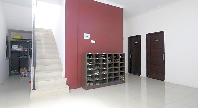 RedDoorz @ Jalan Krakatau Medan