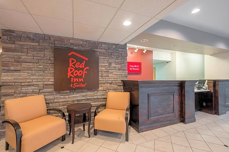 Red Roof Inn & Suites Biloxi