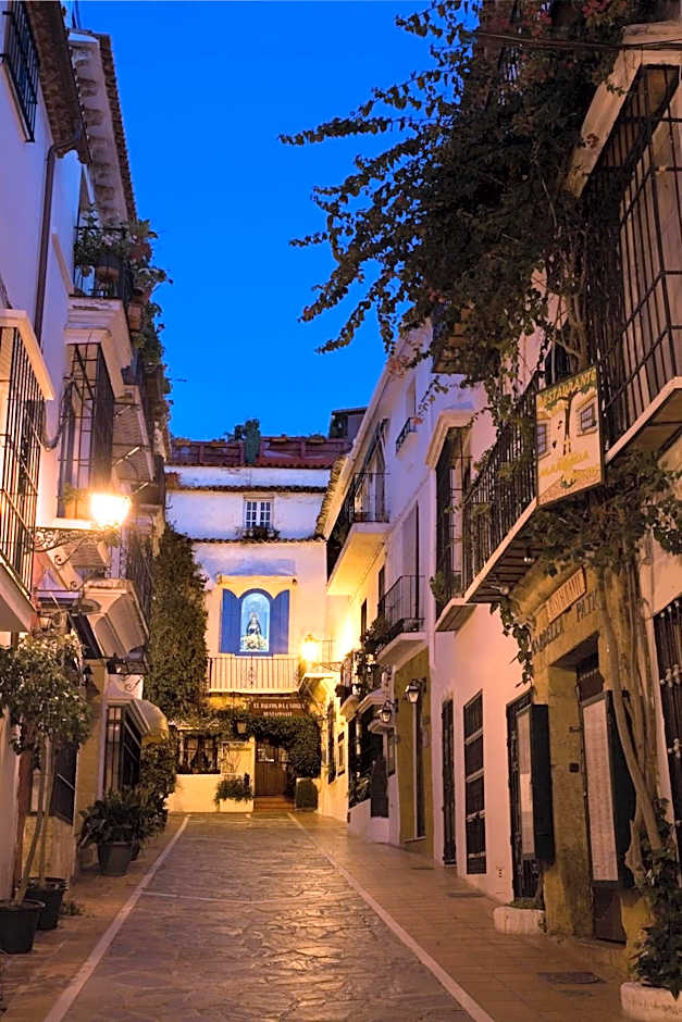 Puerta De Aduares