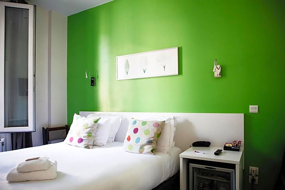 Porte De Versailles Hotel