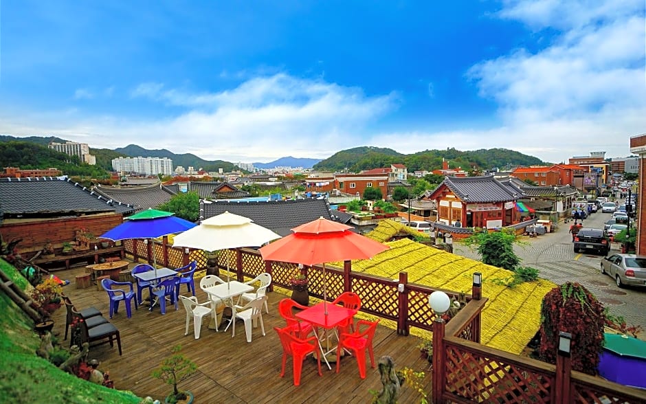 Jeonju Geunsunae Chogajip Pension