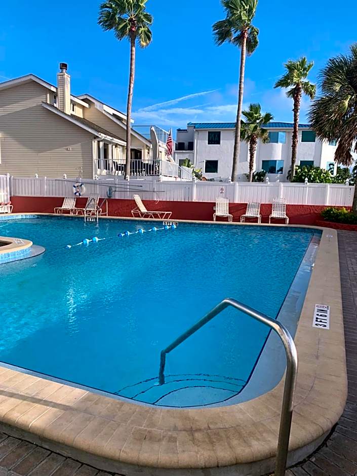 Island Inn unit 315