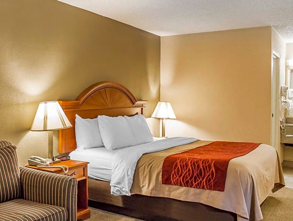 Quality Inn Huron