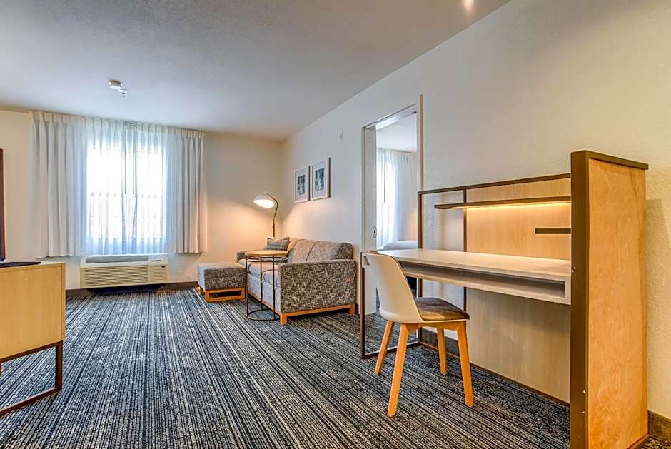 MainStay Suites