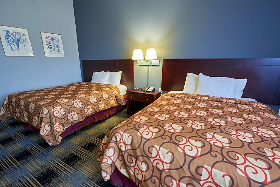 Riverview Inn & Suites