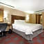 Hampton Inn By Hilton And Suites Mexico City
