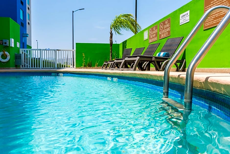 Holiday Inn Express Saltillo Zona Aeropuerto By IHG