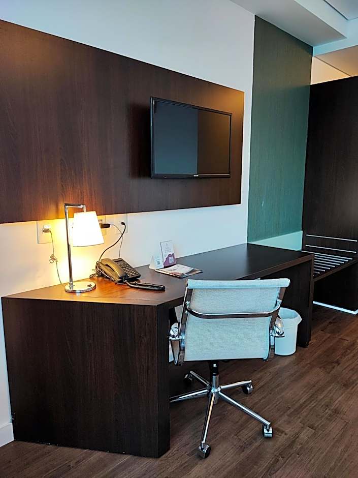 Blue Tree Premium Alphaville