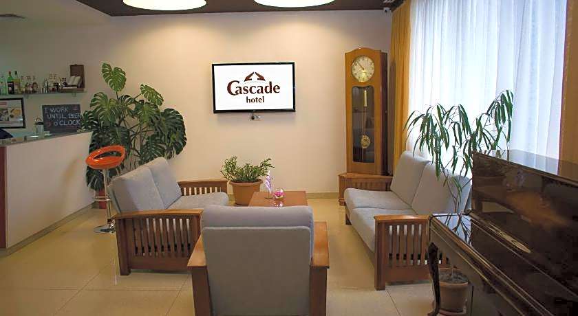 Cascade Hotel
