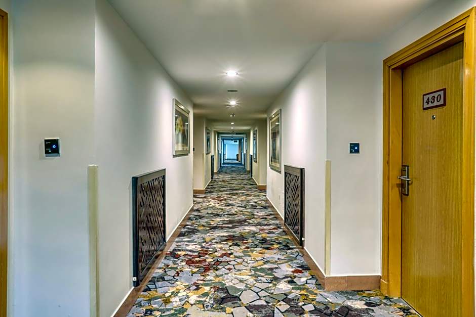Geneva Hotel