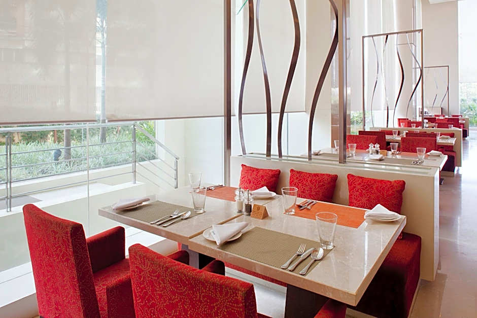 Holiday Inn Mumbai International Airport By IHG