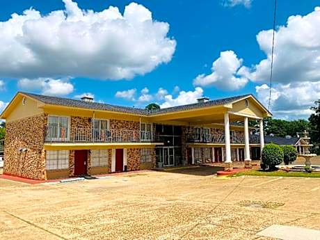 Coachman's Inn