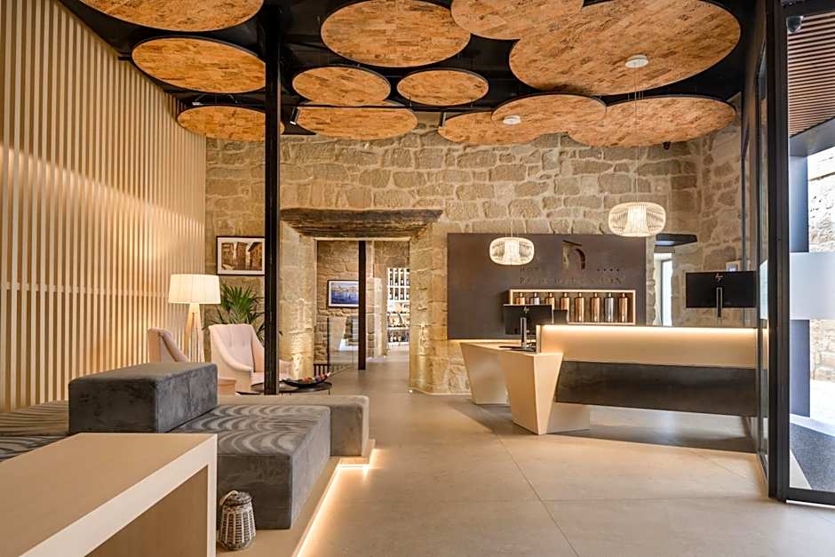 Palacio Tondon, La Rioja Brinas