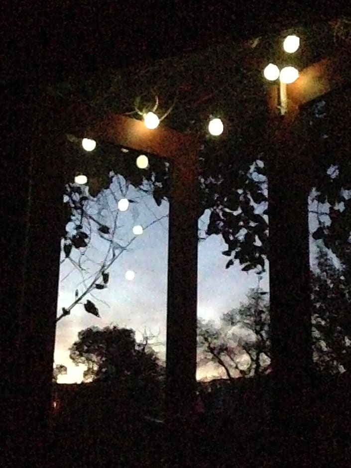 Rebels Hide -Self check in rooms