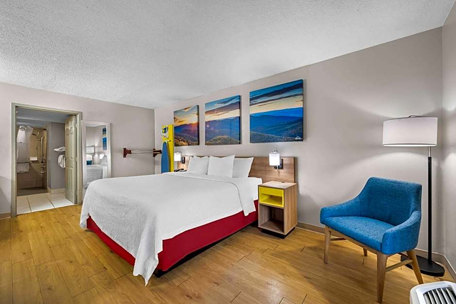 Days Inn by Wyndham Raleigh Midtown