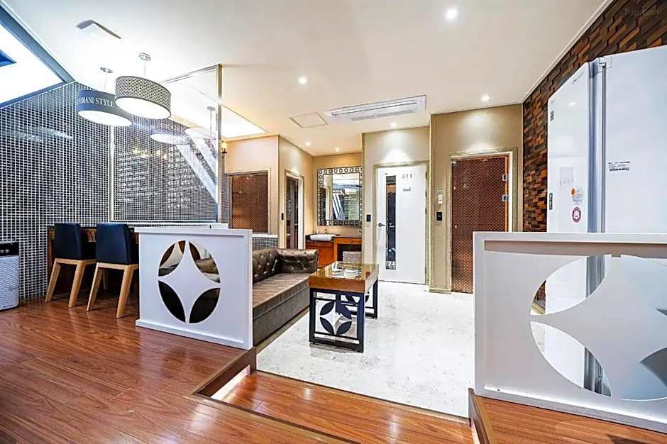 Mokpo Myeongpum Hotel