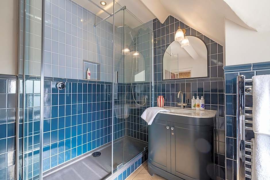 The Sheep on Sheep Street Hotel