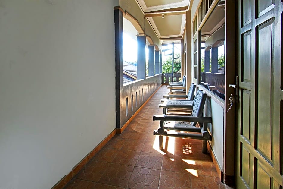 SPOT ON 92973 Madani Syariah Guesthouse