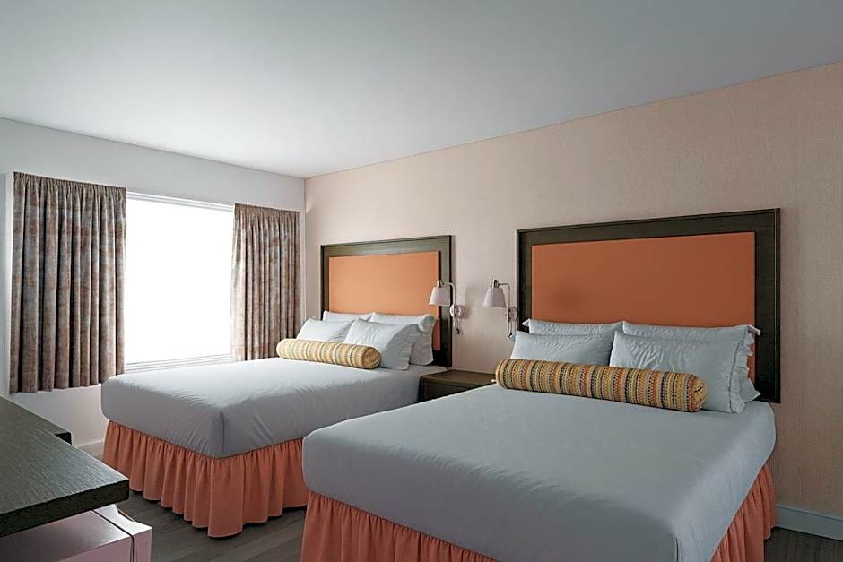 Pink Champagne Boutique Motel