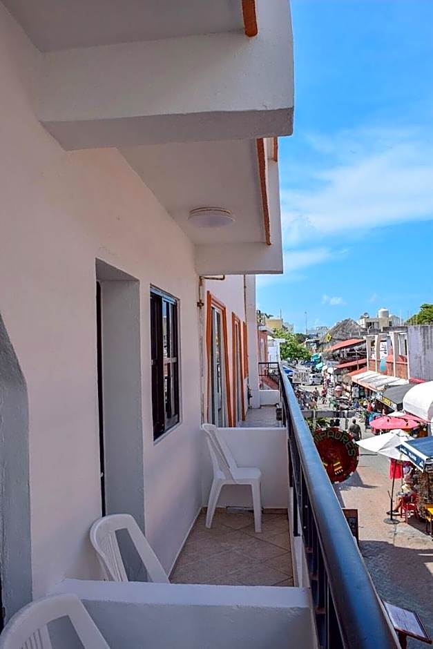 Hotel Bucaneros