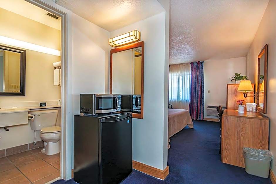 Americas Best Value Inn Austinburg