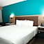 La Quinta Inn & Suites by Wyndham Albuquerque Airport