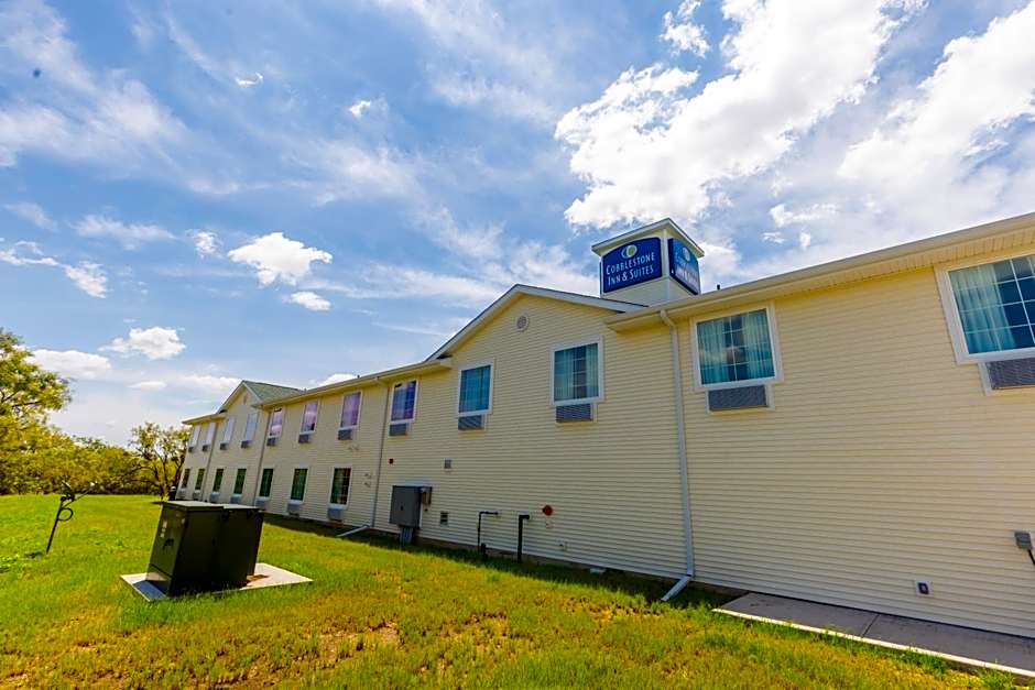 Cobblestone Inn & Suites - Winters