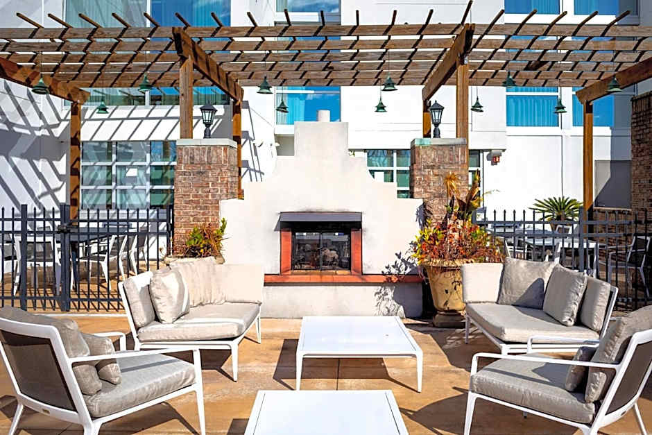 Crowne Plaza Charleston By IHG