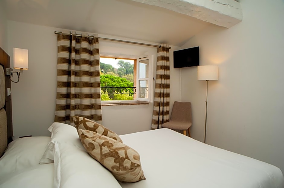 Hotel B Lodge