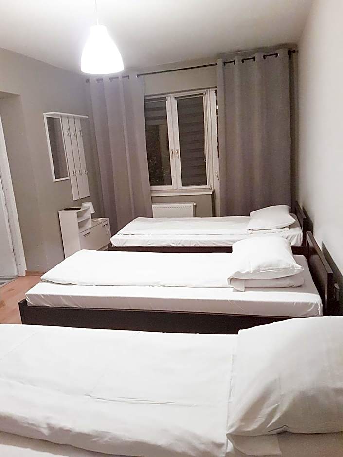 KWATERY KALINA-DUSZKA HOSTEL