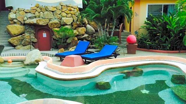 Pandora Lifestyle Hotel