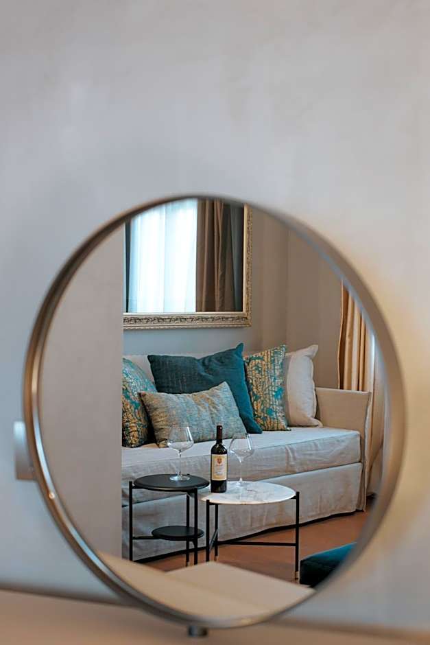 Castellano Hotel & Suites