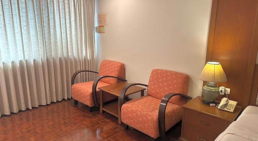 Chakungrao Riverview Hotel