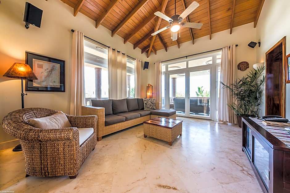 Belizean Cove Estates