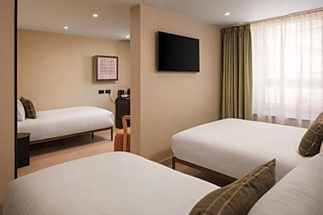 Quadruple Room *Newly Refurbished*