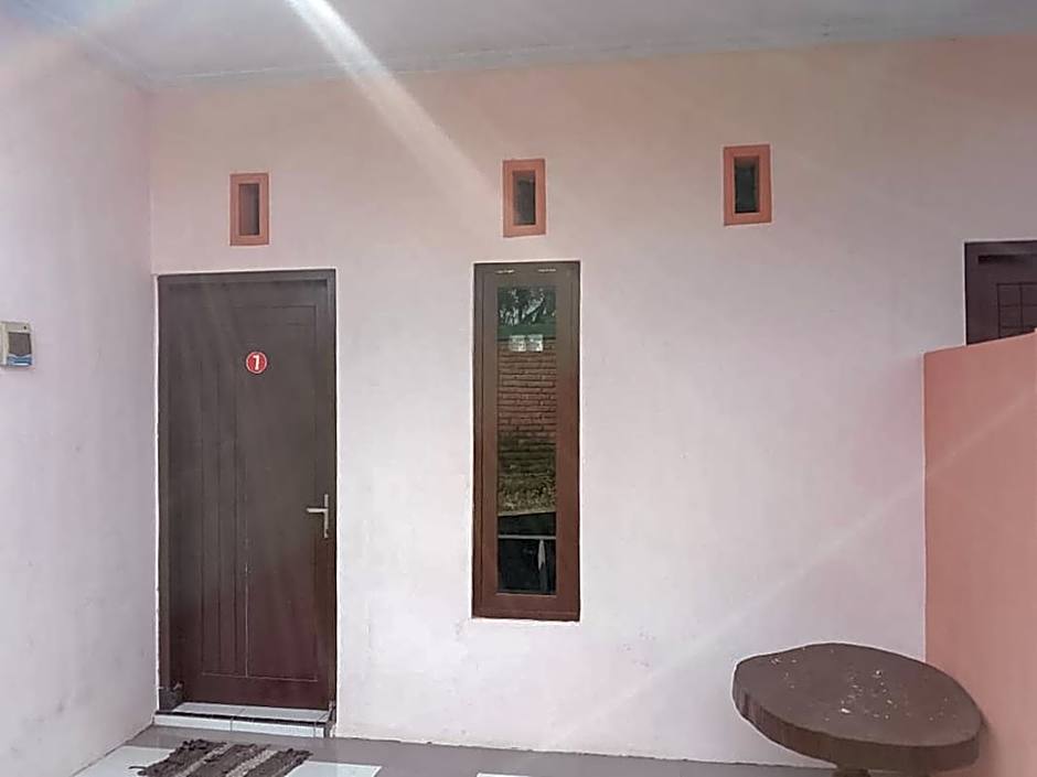 Zulfina Homestay Syariah Mitra RedDoorz