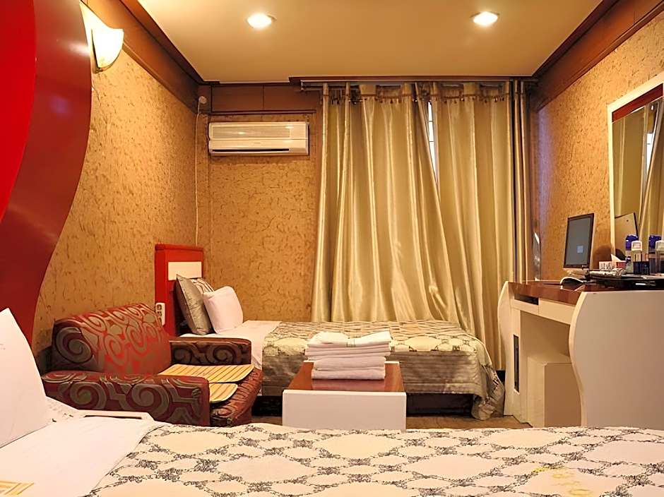 Goodstay Andong Park Hotel