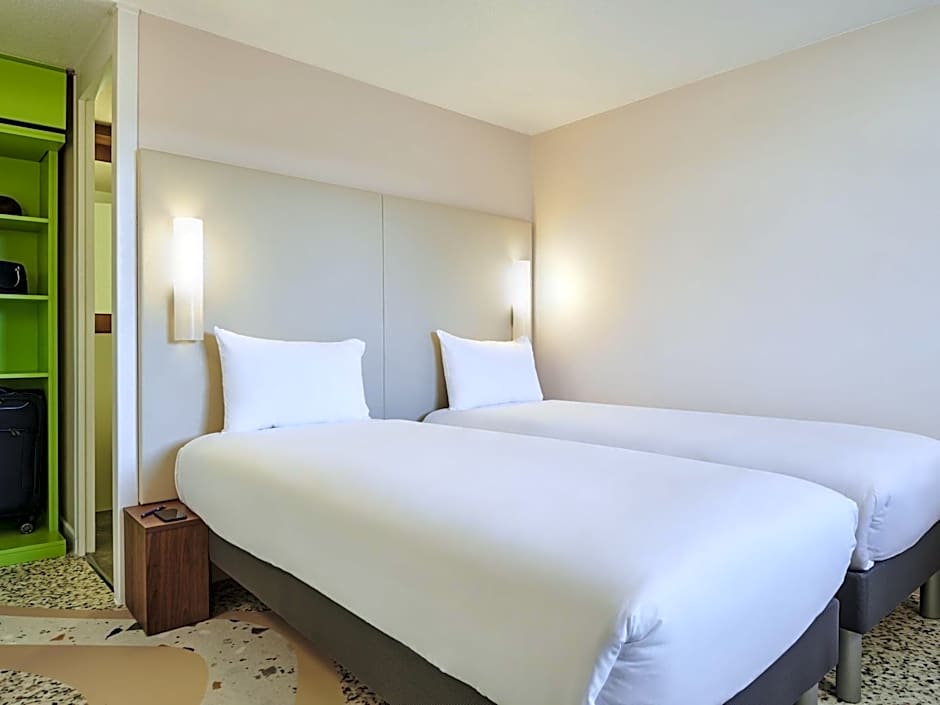 Greet Hotel Versailles - Voisins Le Bretonneux