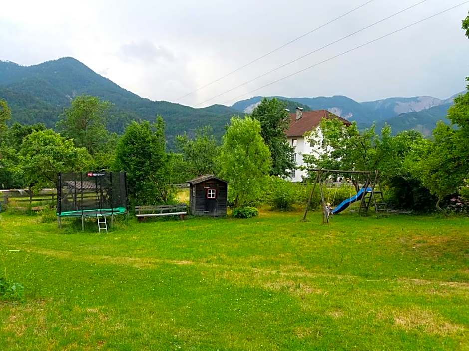 Köstlhof, Familie Hassler