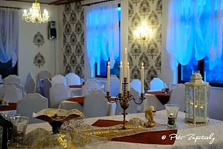 Hotel Jef a Krčma u Rytíře