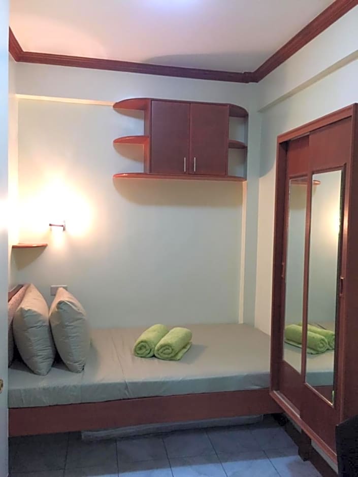 Las Pinas Serviced Apartment