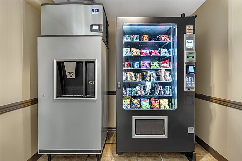 Best Western Plus Baker Street Inn