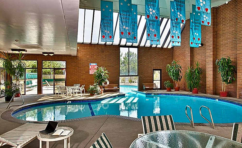 Coast Wenatchee Center Hotel
