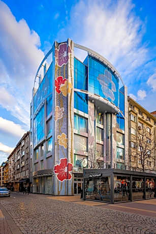 Les Fleurs Boutique Hotel