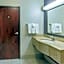 La Quinta Inn & Suites by Wyndham Oklahoma City Yukon